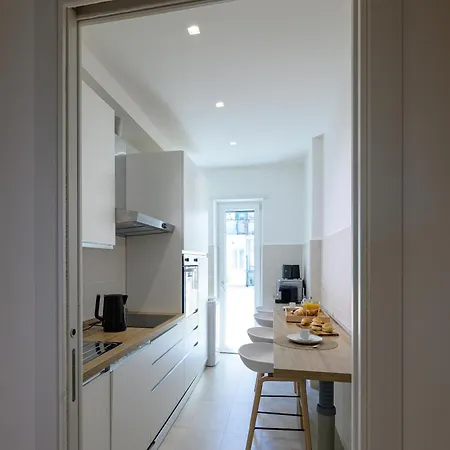 Luxury Domus- Metro Malatesta روما