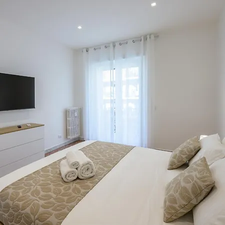 Appartement Luxury Domus- Metro Malatesta