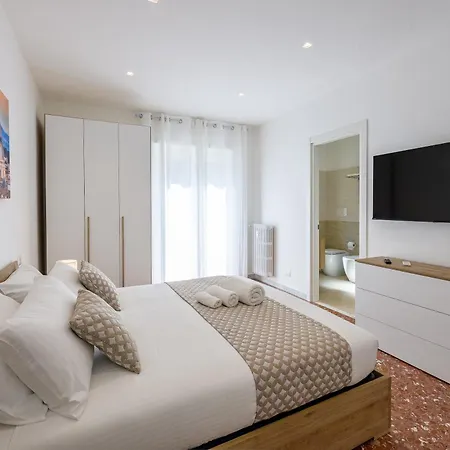 Luxury Domus- Metro Malatesta شقة *